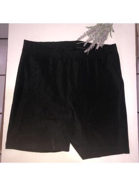 5 for $10 Ladies Always for Me shorts Size 1X